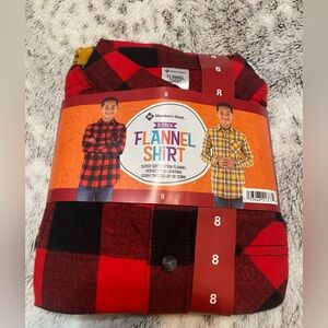 Member's Mark Boy's 2 Pack Long Sleeve Button Down Flannel Shirt bundle